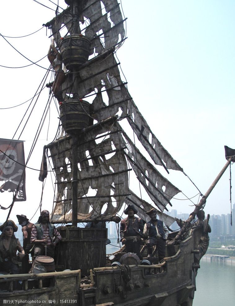 建筑行业重庆海盗船塑像图片