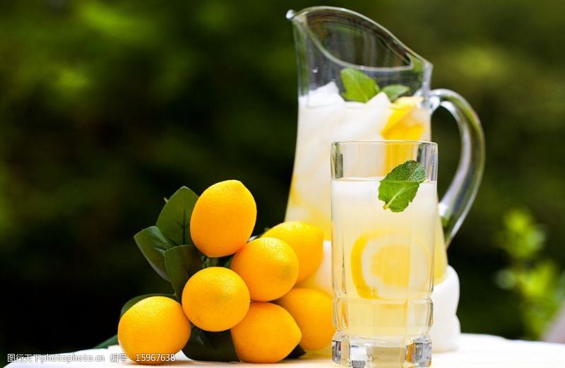 解渴柠檬汁图片