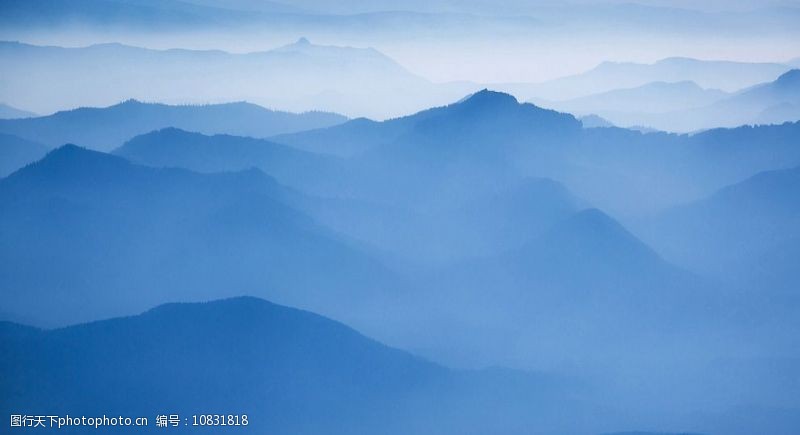 高处不胜寒山雾图片