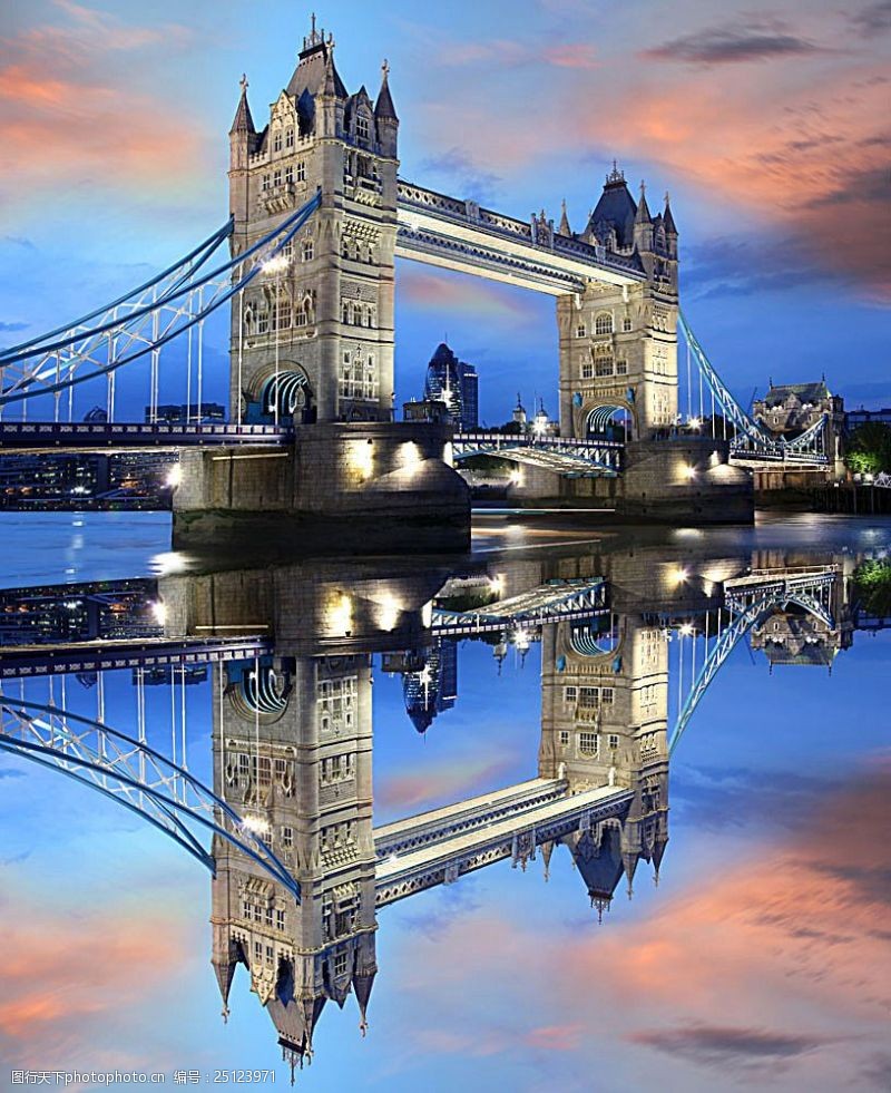 伦敦旅游景点伦敦塔桥夜景