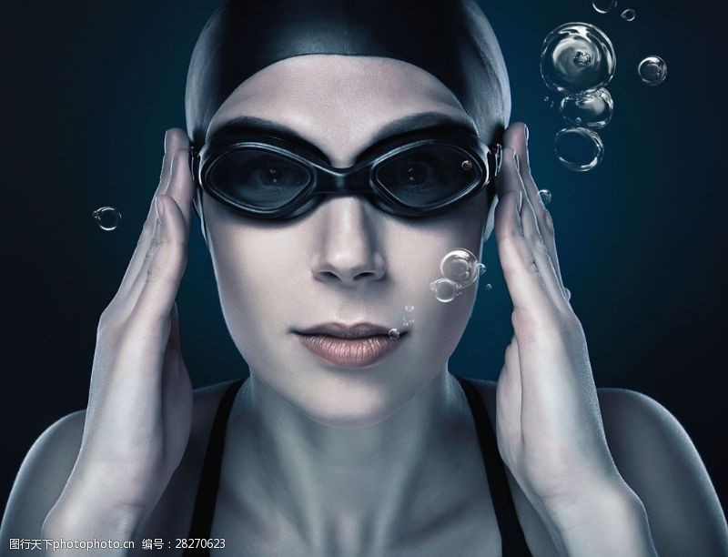 潜水运动潜水的游泳运动员