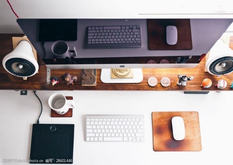 office键盘鼠标MAC办公桌
